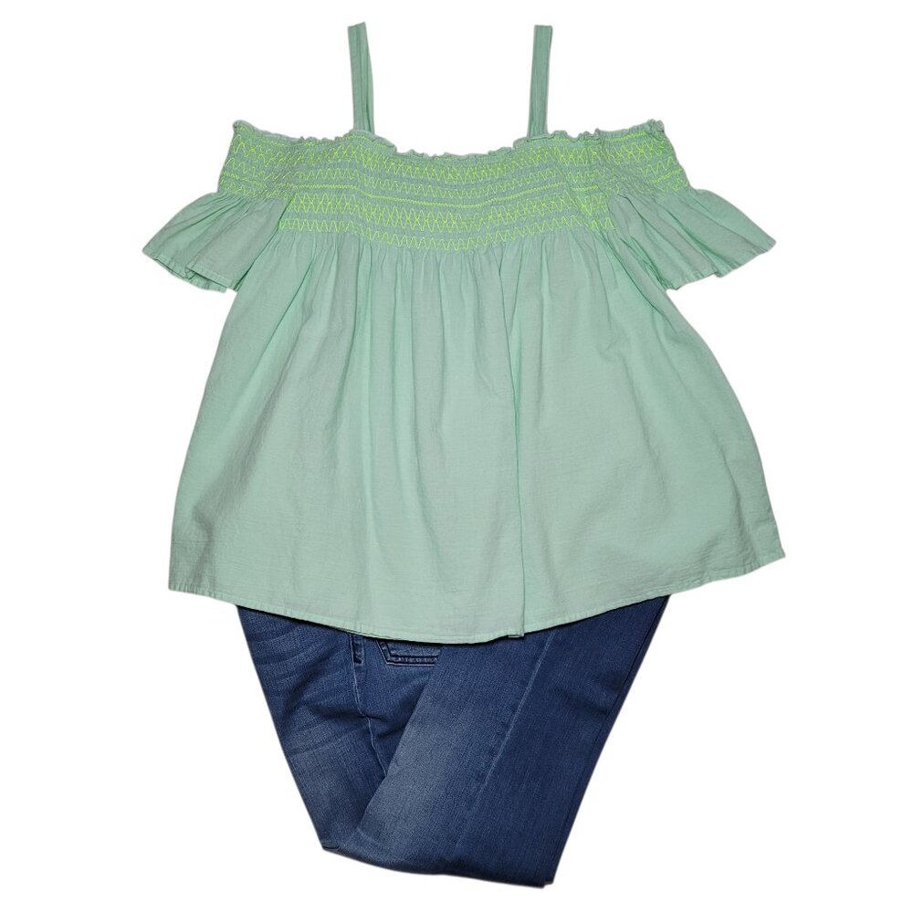 Cat & Jack Bootcut Jeans Medium Wash Mint Green Off-Shoulder Smocked Top Boho